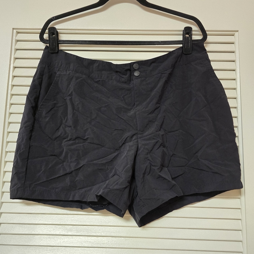 Eddie Bauer - (Plus-Size) Black 100% Nylon Activewear Lightweight Shorts